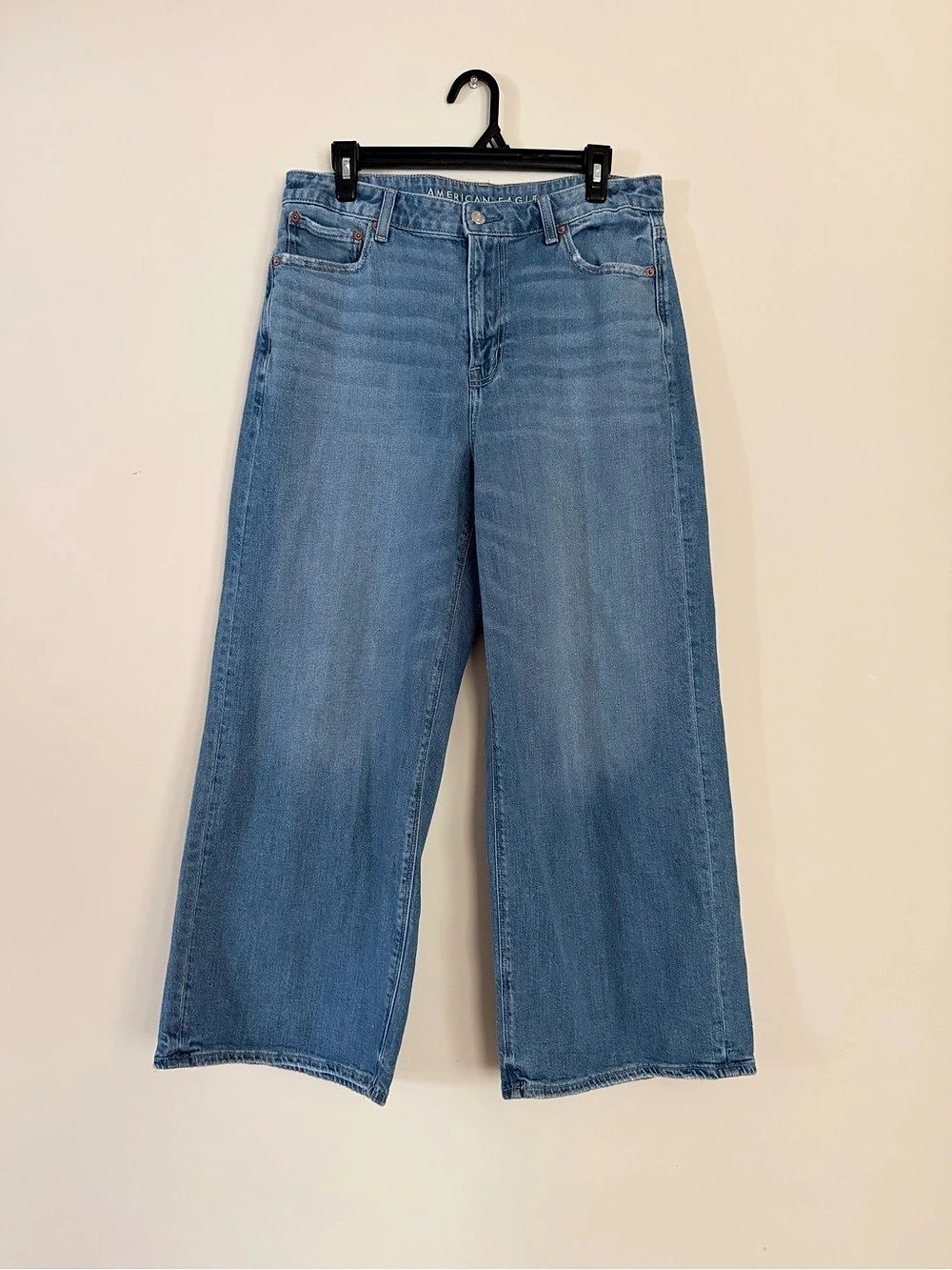 American Eagle Super High-Rise Baggy Wide Leg Jeans 10 Short